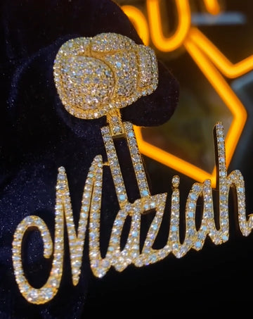 CUSTOMIZED SINGLE LAYER NAME PENDENT