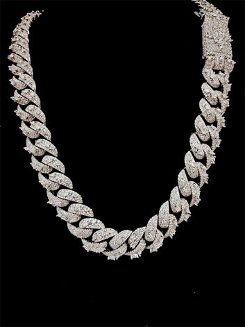 VVS Lab Made Moissanite Marque Stones 14 MM Cuban Link Chain