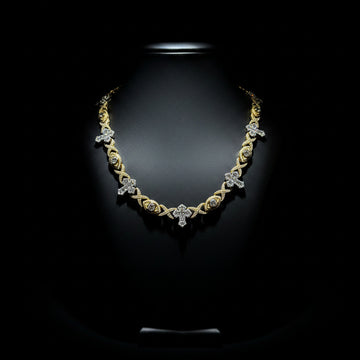 Chain cross fancy moissanite